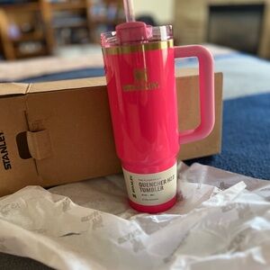 Stanley 30 oz tumbler